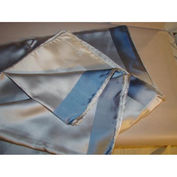 CHANEL white/blue silk ombré evening wrap/scarf - Picture 11 of 12